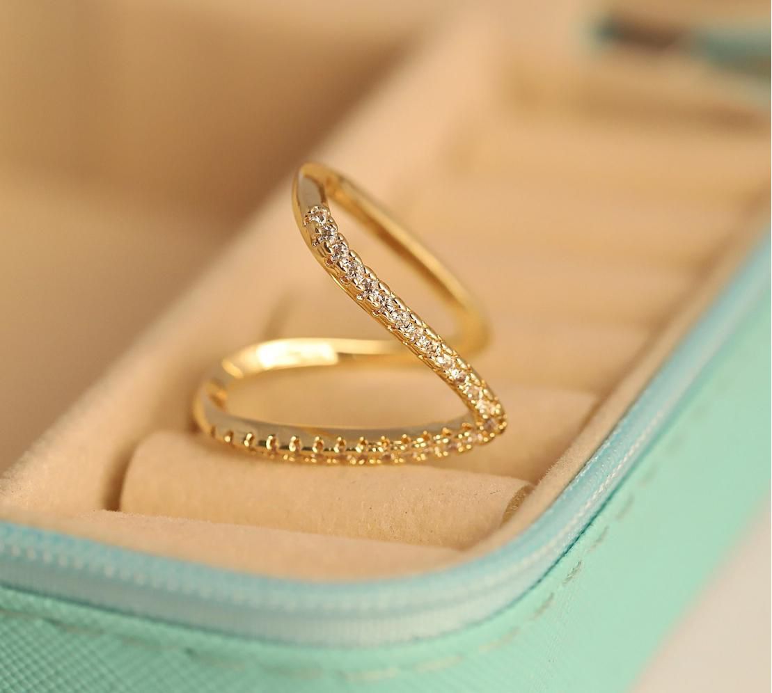 V Shape Curved Ring Adjustable