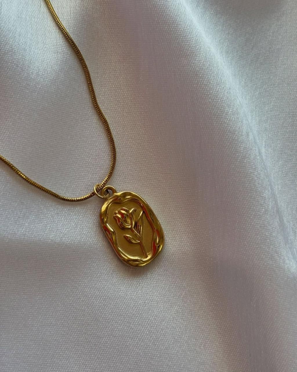 Gold Plated Rose Floral Pendant Chain