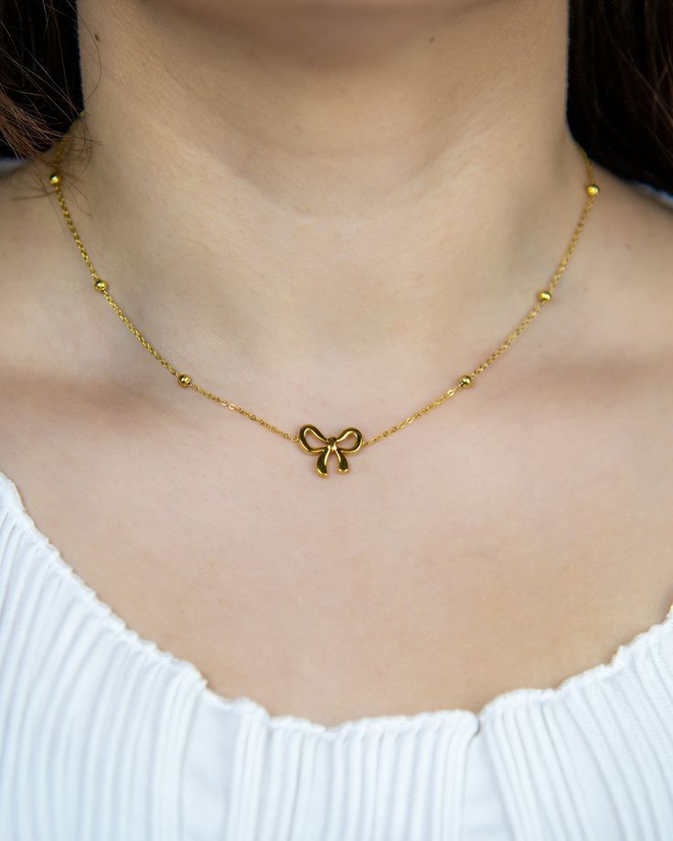Minimal Gold Finish Bow Chain