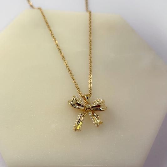 Pearly Bow Pendant Necklace